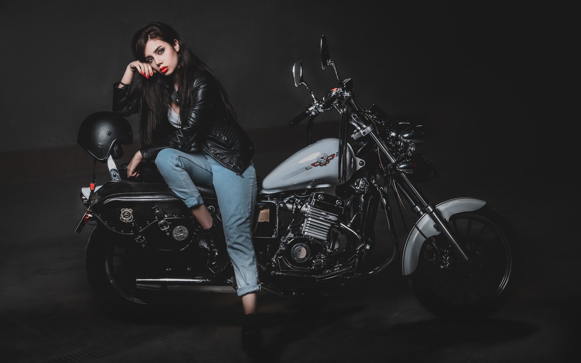 Biker girls: style and drive in Oklahoma City