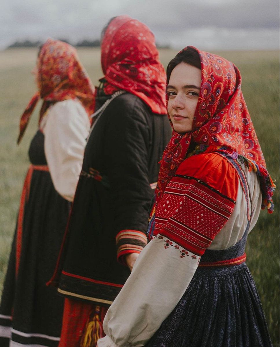 Women in Slavic costumes in Oklahoma City
