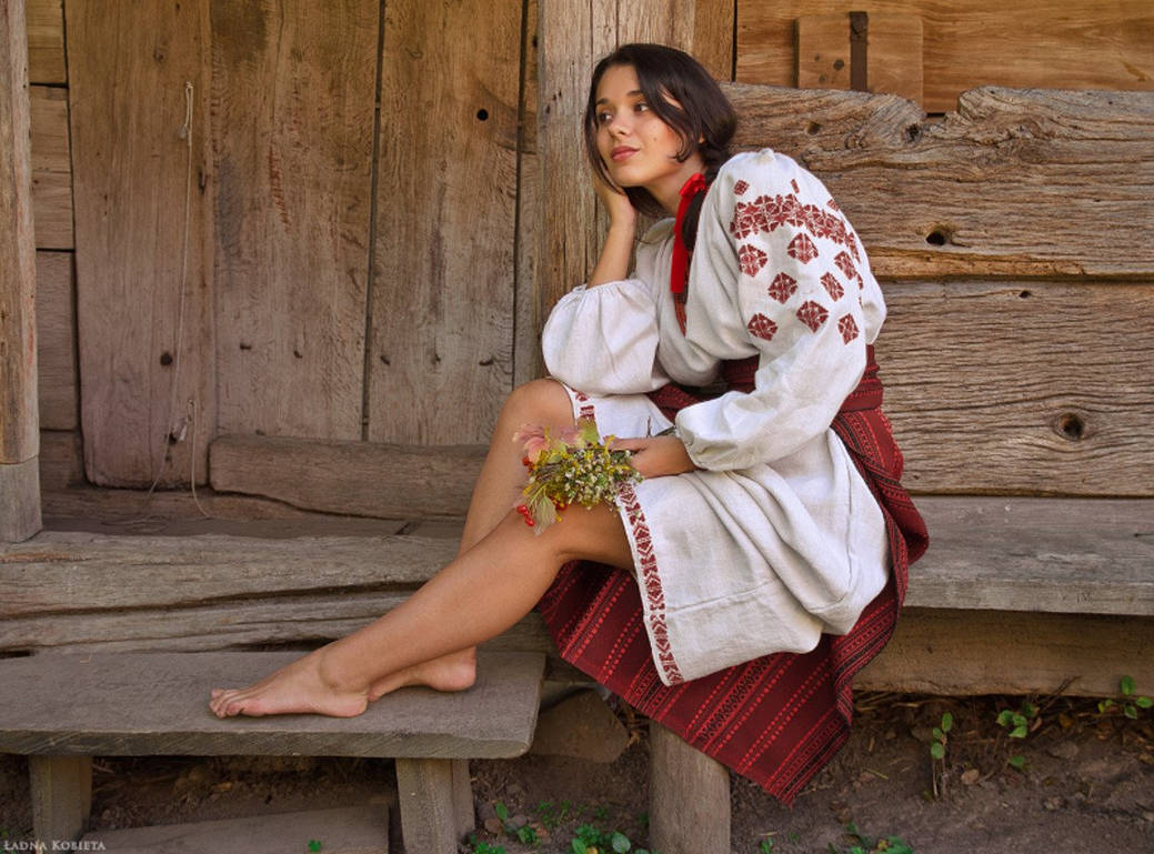 Women in Slavic costumes in Oklahoma City