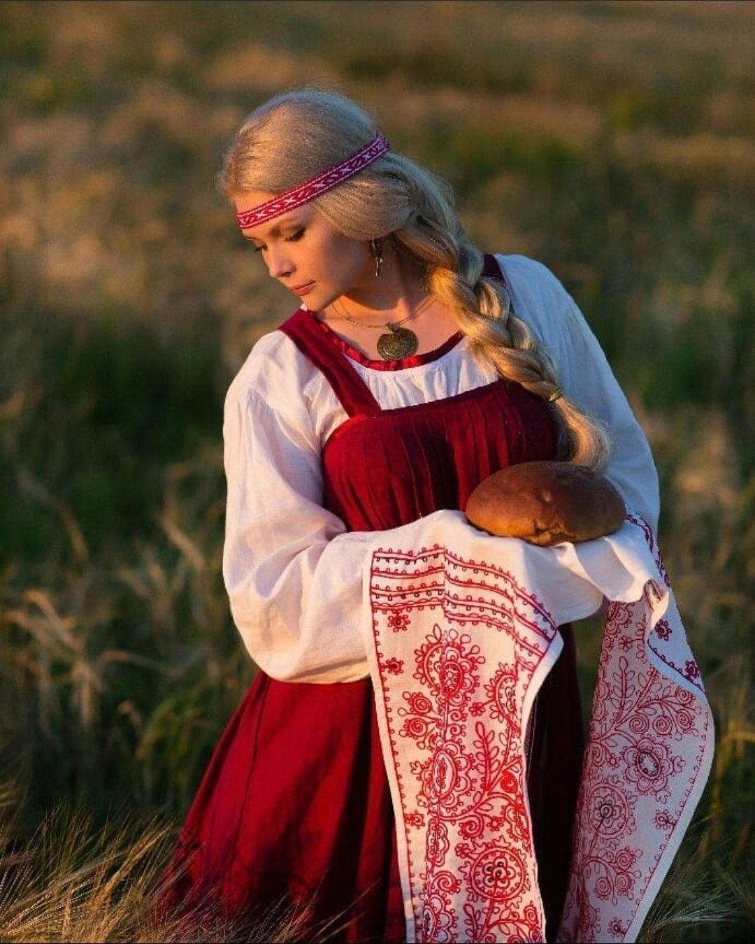 Girls in Slavic costumes in Oklahoma City